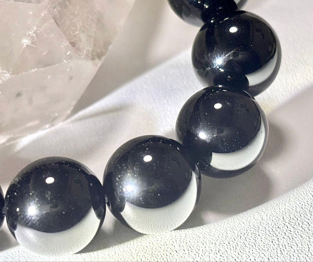 ゆかりん様　神の秘境から舞い降りし破邪最強の守護石　幻のシャングリラ産モリオン