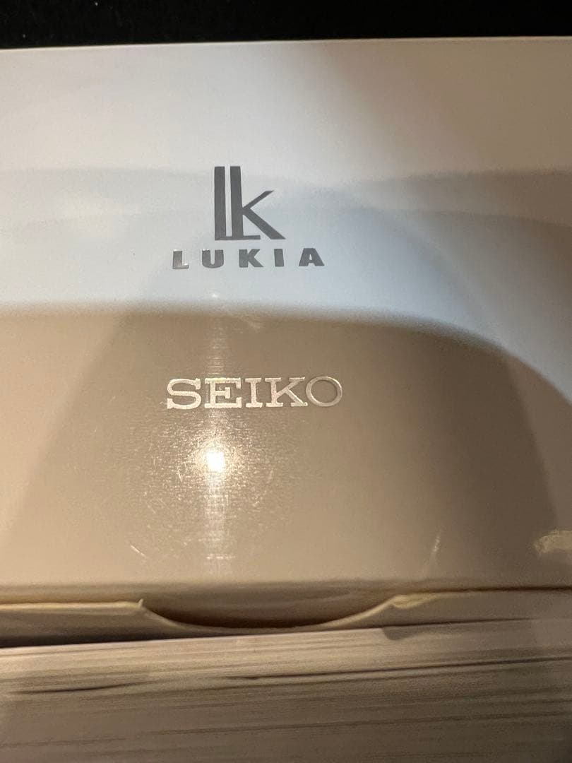 美品レディース腕時計SEIKOルキア電波ソーラー腕時計本体コマ保証書箱入り