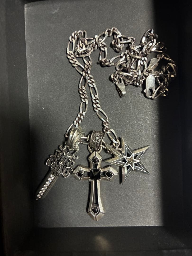 ディールデザイン　ネックレスセット