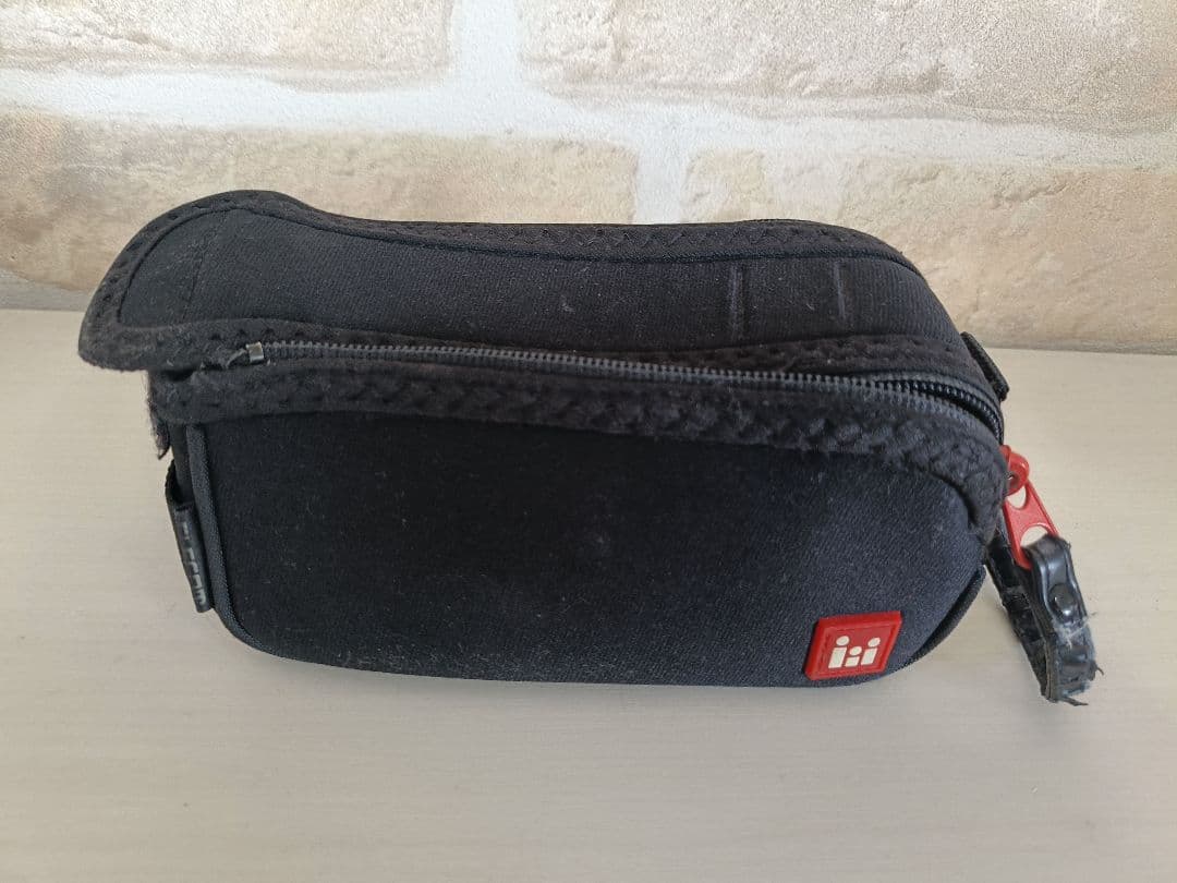 【美品♪】Canon キャノン　iVIS HF R42 ビデオカメラ　シルバー