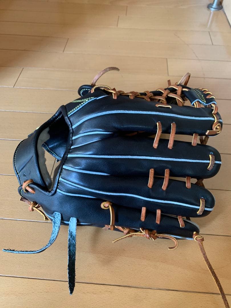 アンダーアーマー　硬式グローブ　外野　柳田悠岐