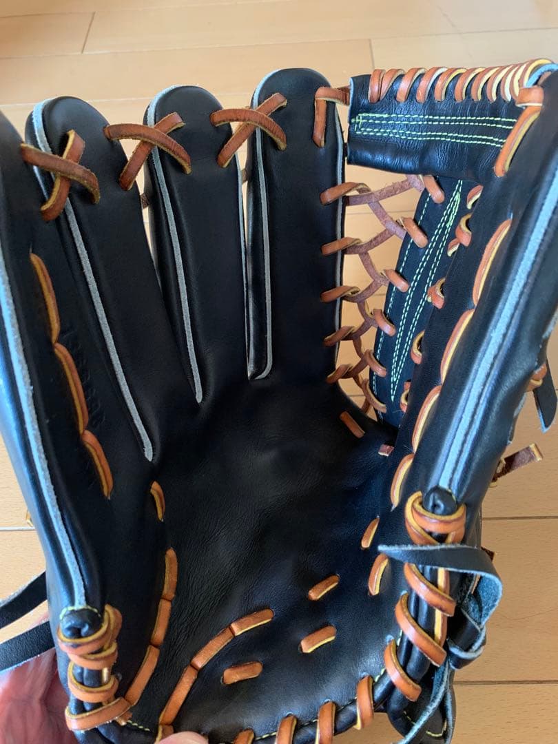 アンダーアーマー　硬式グローブ　外野　柳田悠岐