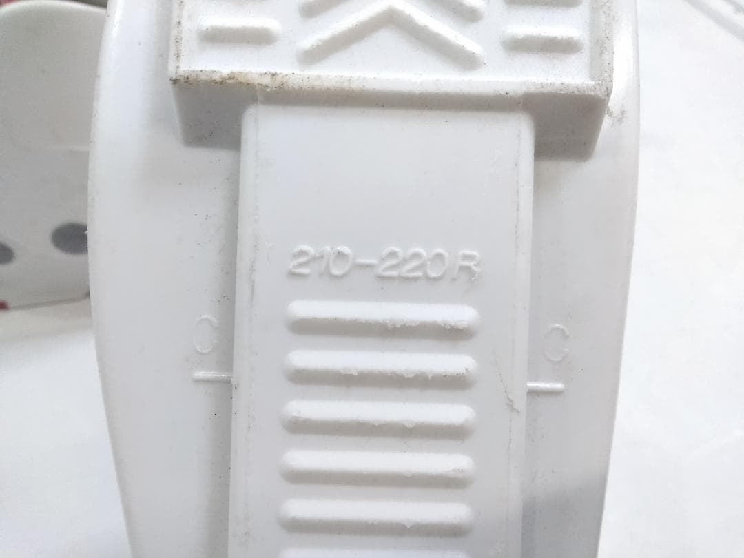 ジュニアスキー4点セット ロシニョール 130cm ブーツ 22cm ◇