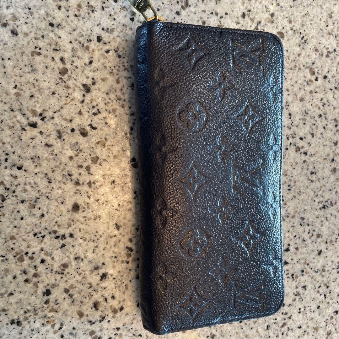 ルイヴィトン　アンプラント　ジッピーウォレット　長財布　マリーヌルージュ