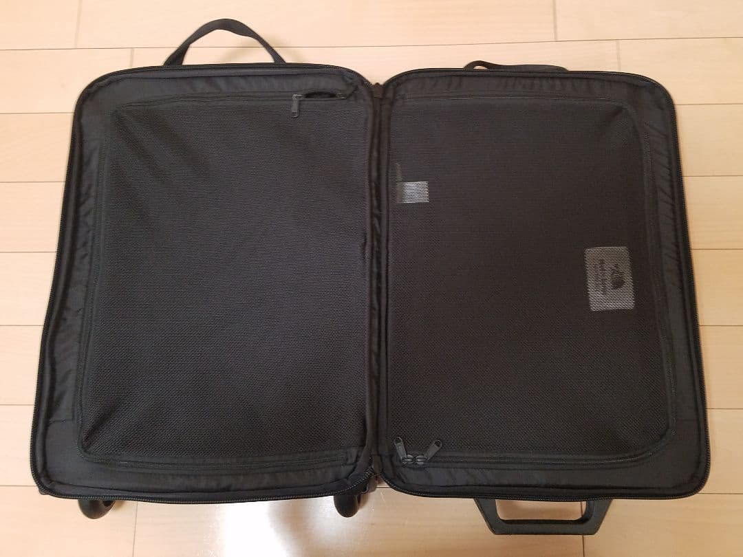 THE NORTH FACE 　シャトルローラー