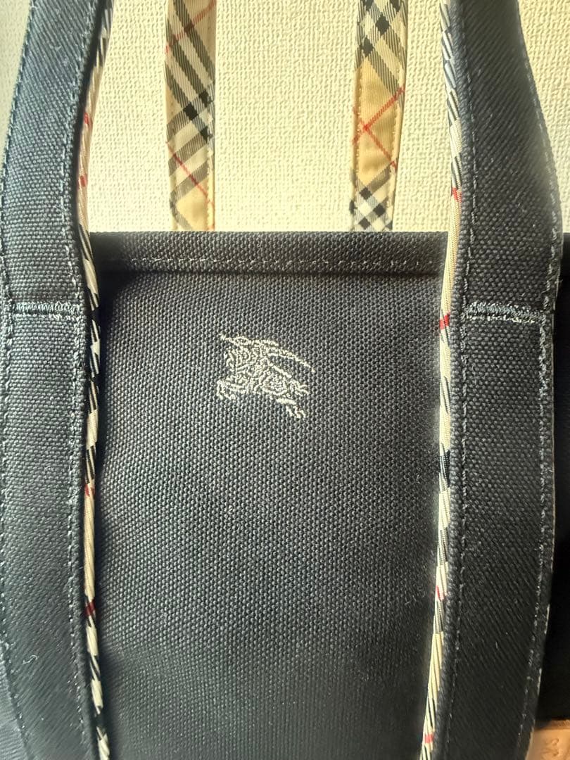 【新品】BURBERRY バーバリートートバッグ黒 ブラックキャンパス