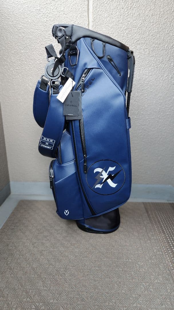 L ベゼル フラグメント ゴッドセレクション キャディバッグ