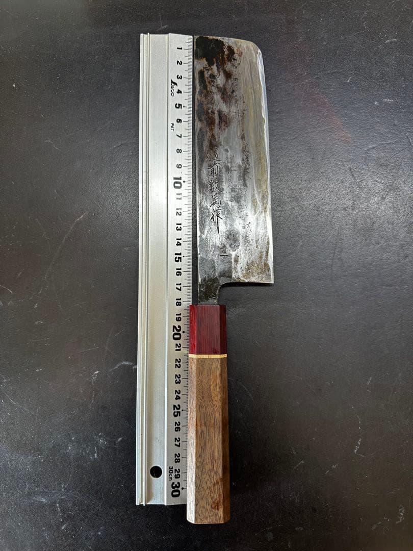 越前数馬 菜切　青一鋼 165mm 八角柄 黒打