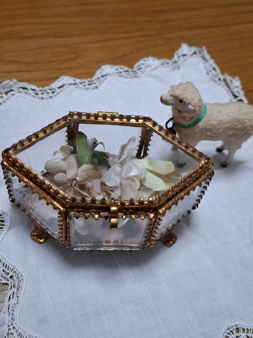 アンティーク雑貨★グローブドマリエ★ガラスケース★小物入れ★ミニョネット
