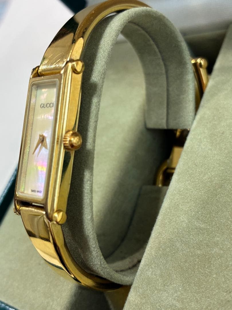 GUCCI バングルウォッチ　1500