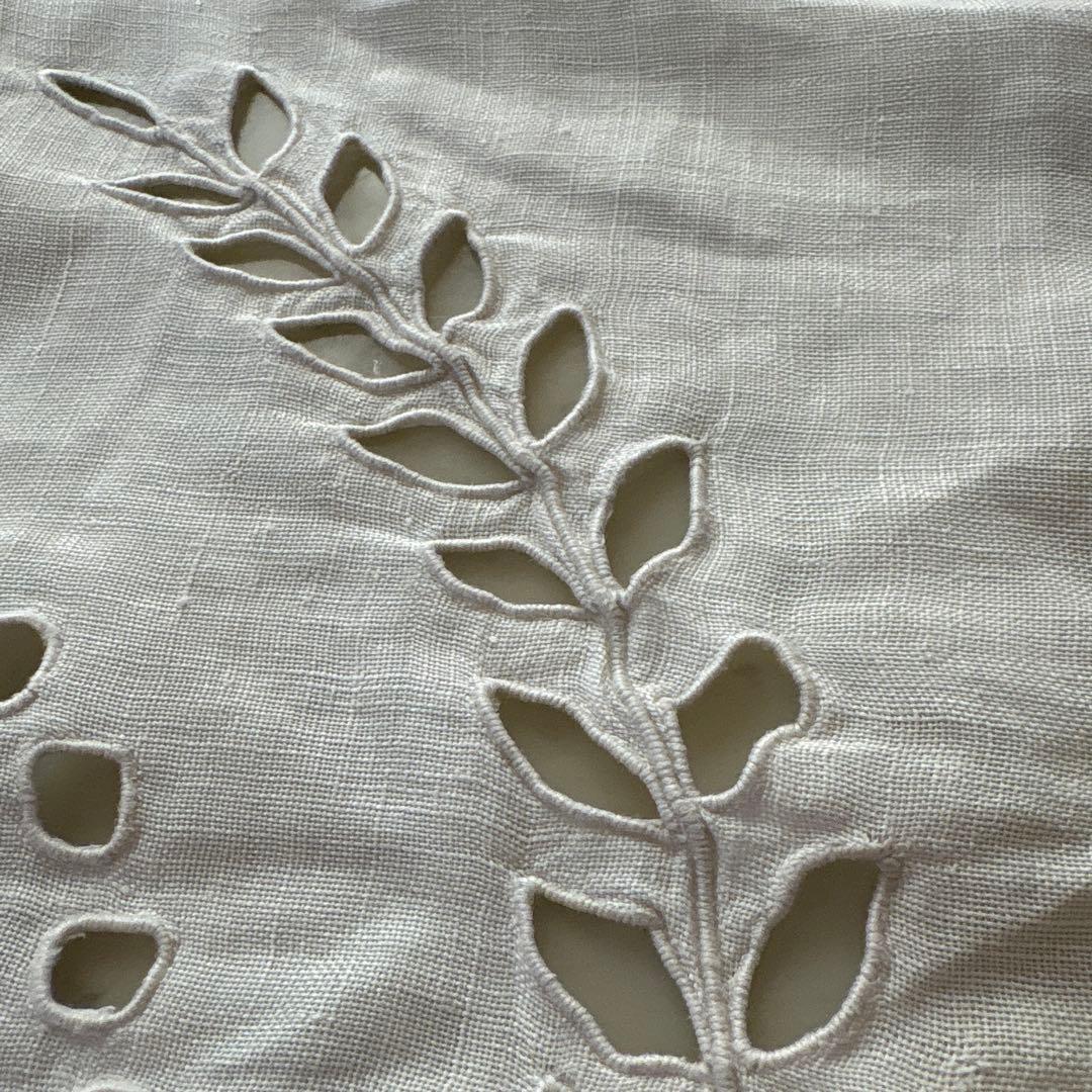 フランス　アンティーク　棚飾り布　レース生地　リネン　手刺繍