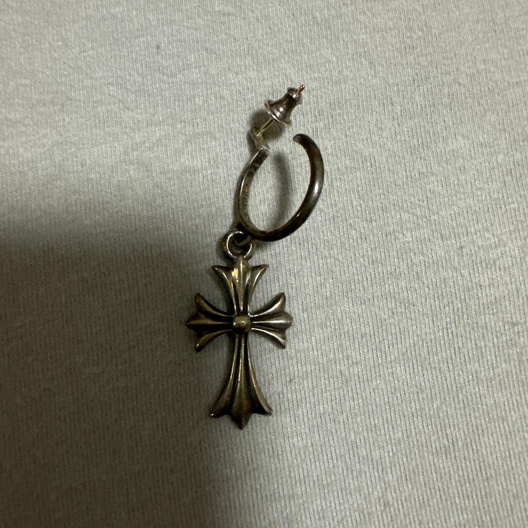 クロムハーツ　タイニーCHクロス フープピアス(片耳用)