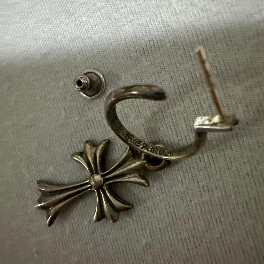 クロムハーツ　タイニーCHクロス フープピアス(片耳用)