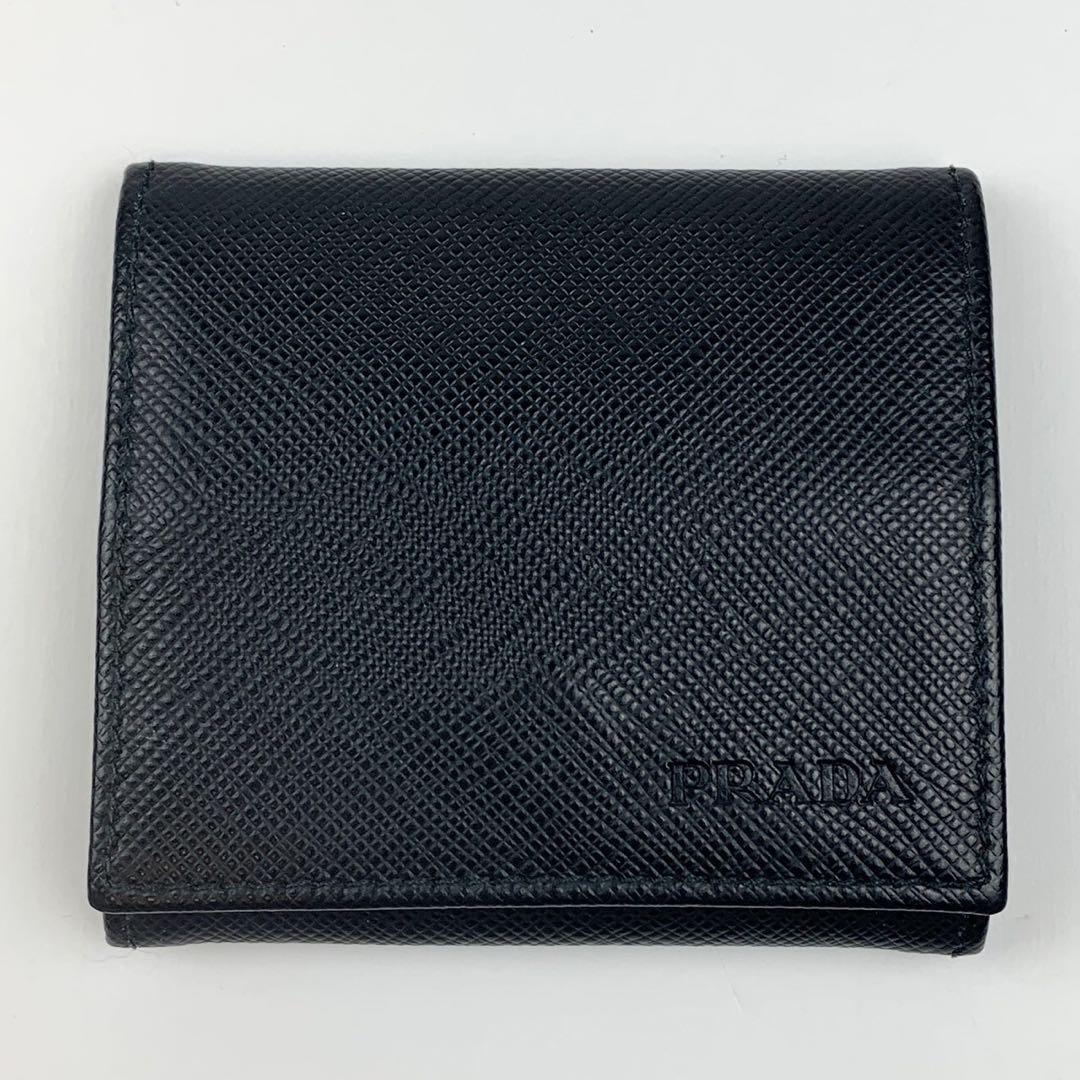 美品✨ PRADA ケース サフィアーノ レザー ブラック エンボスロゴ