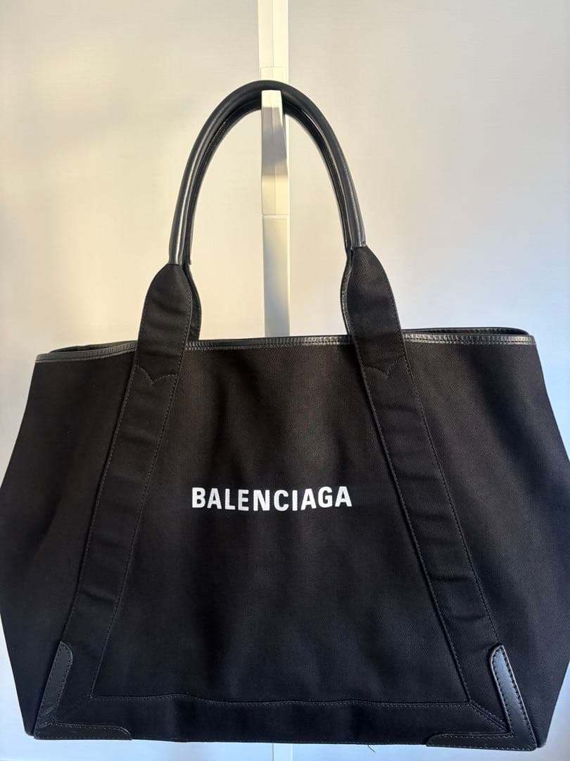 大きいサイズ　BALENCIAGA ブラック トートバッグ
