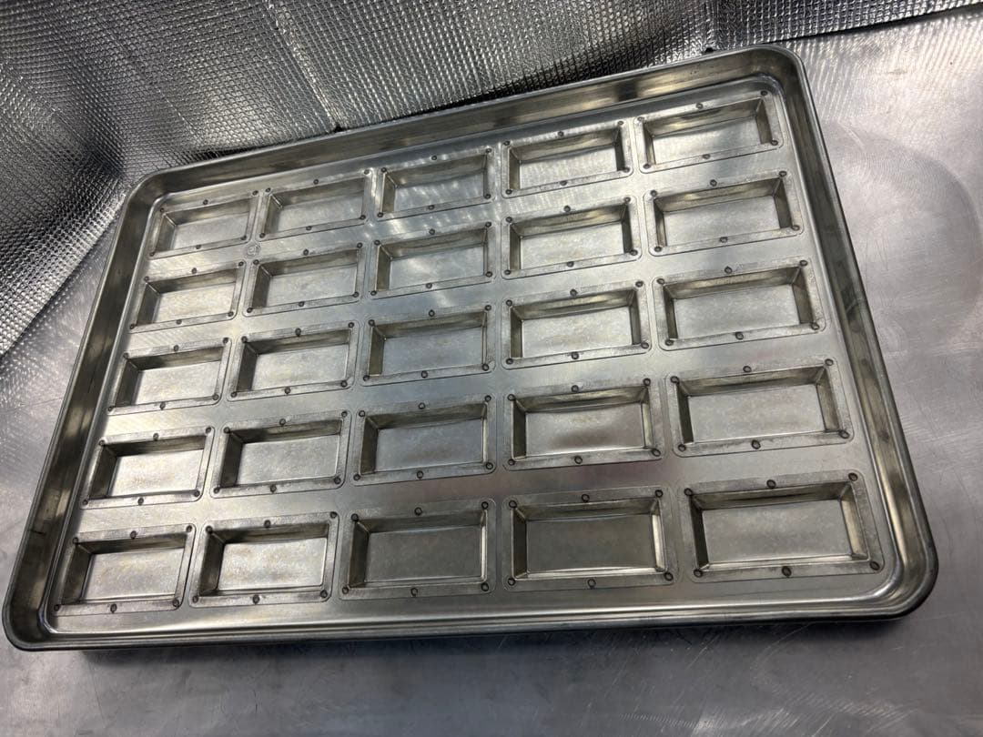 （千代田金属）シリコン加工センチュリー型天板25面　1枚