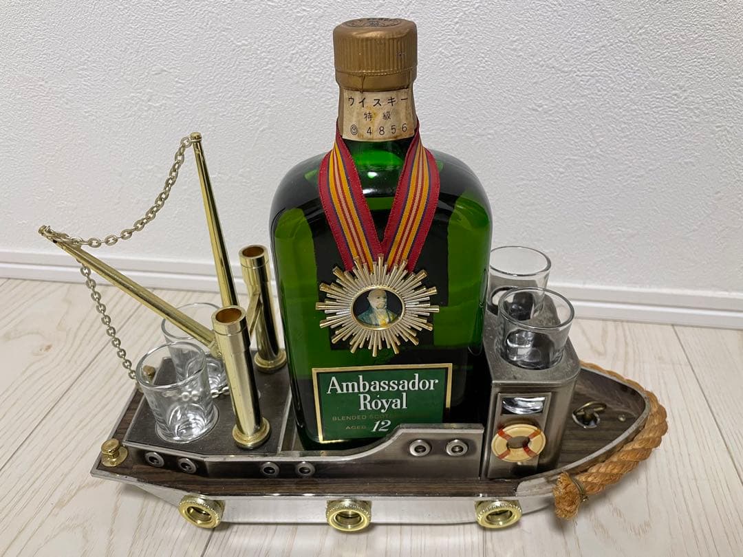 アンバサダー ロイヤル 12年 スコッチウイスキー 未開封＋ディスプレイ船付き