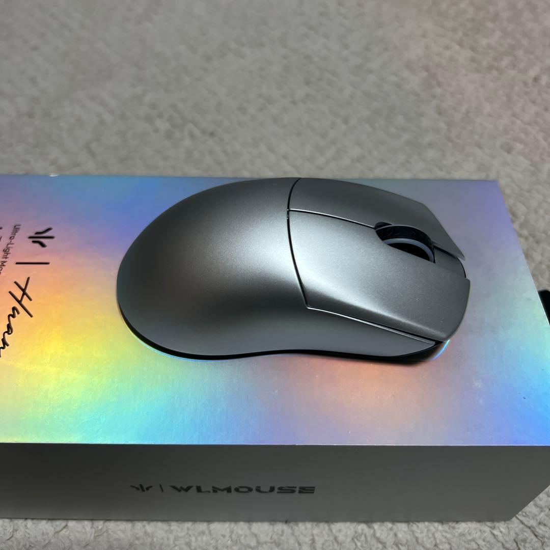 wlmous HUAN シルバー