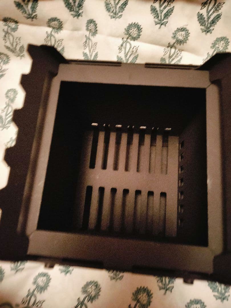 新品未使用品　HODO　flame cube　M　 焚火台