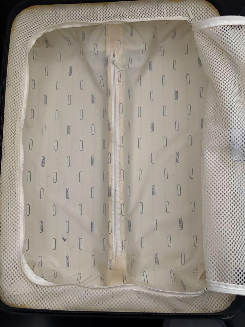 リモワ サルサエアー 4輪 ハワイ限定 ホワイト 機内持ち込み