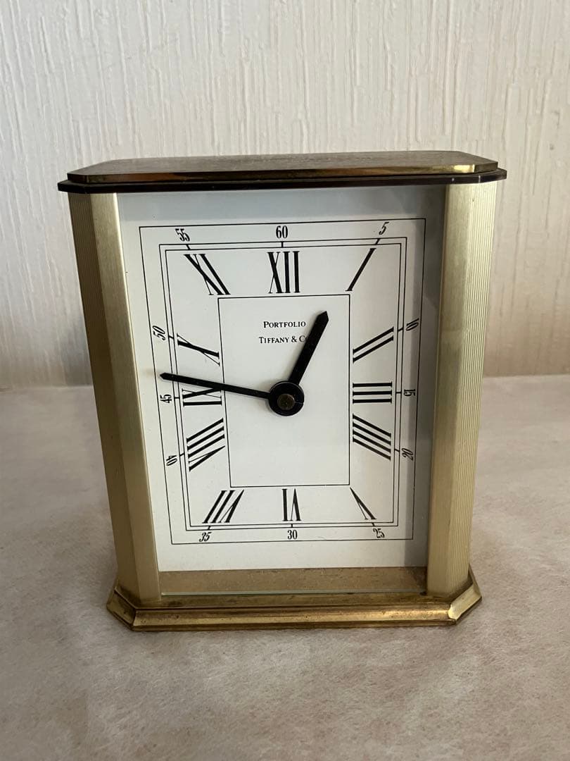 稼働★Tiffany & Co.製の八角形置時計、ローマ数字の文字盤 電池新品