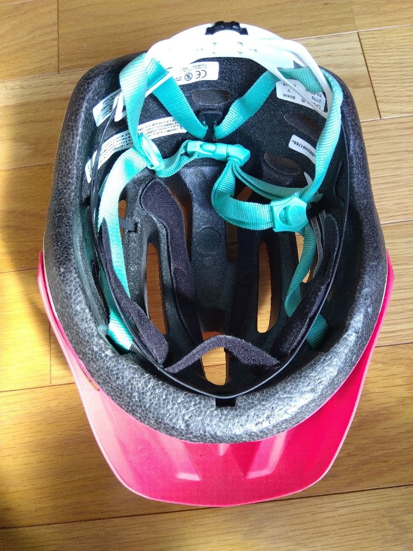 Specialized Hotrock 12インチ +BELL crest jr