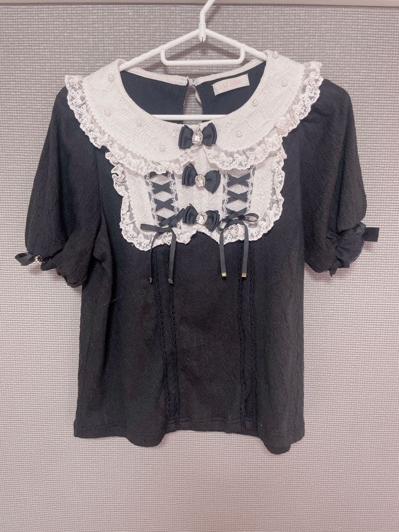 LIZLISA ダブルスピンドルカットトップス