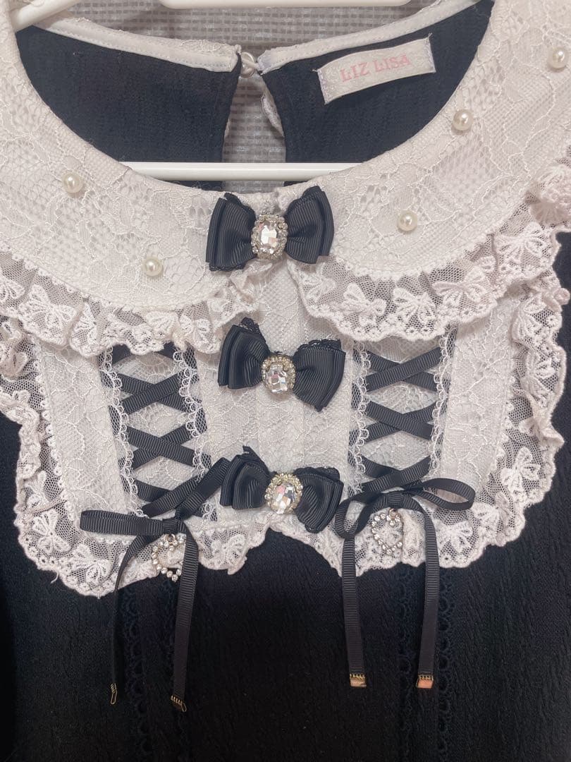 LIZLISA ダブルスピンドルカットトップス