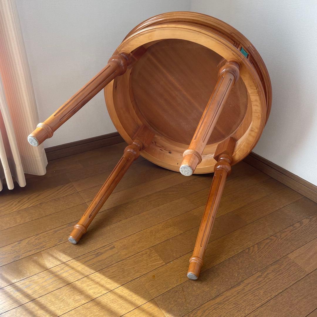 【アンティーク調】イタリア製　象嵌装飾　ラウンドテーブル