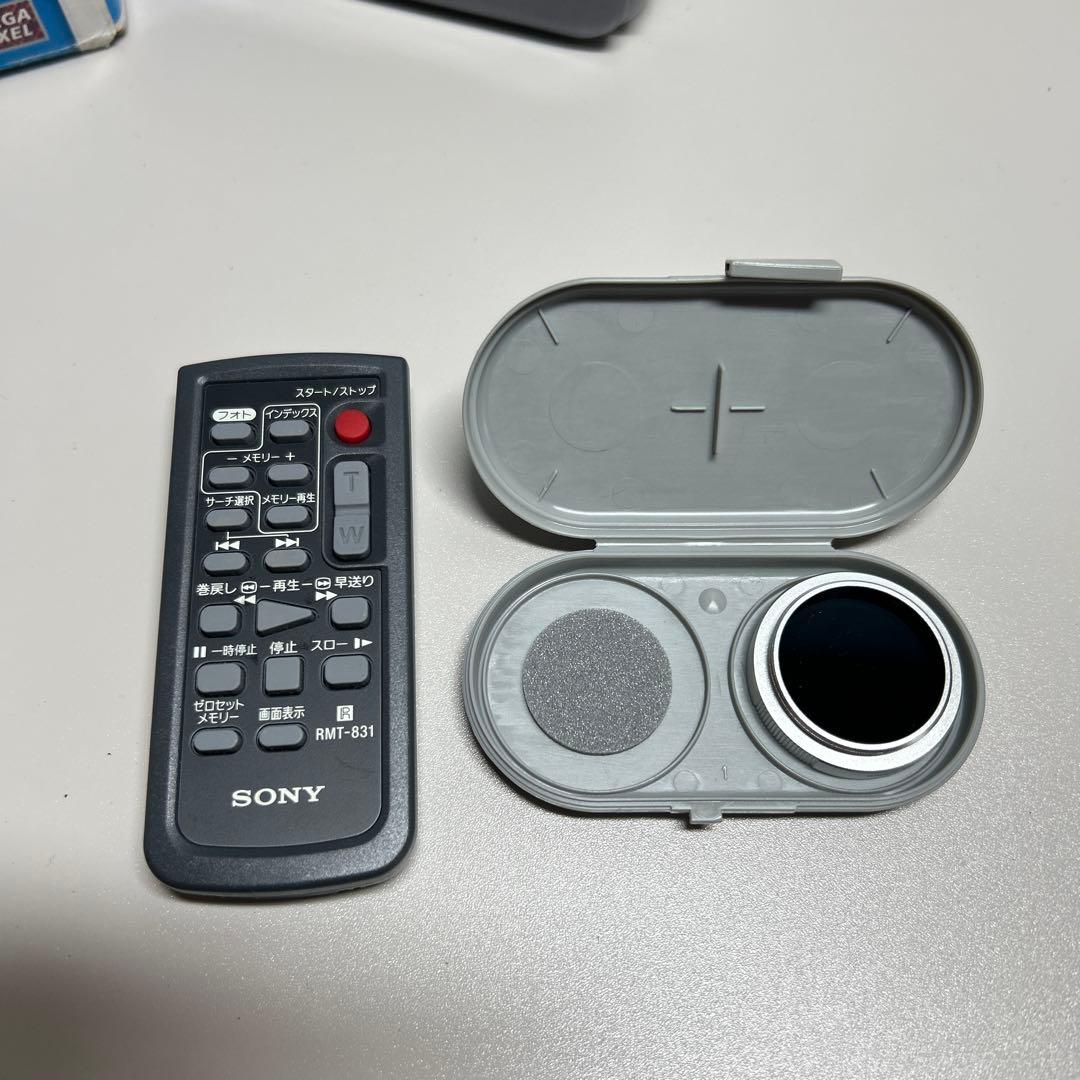 動作良品 Sony ハンディカム DCR-HC90 極 美品ビデオカメラ