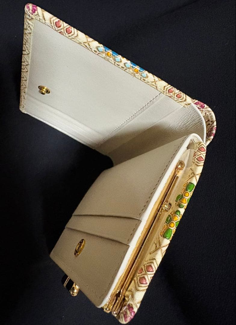 【新品】文庫革 花菱 箱まち口金付き札入れ がま口 二つ折り財布 伝統工芸