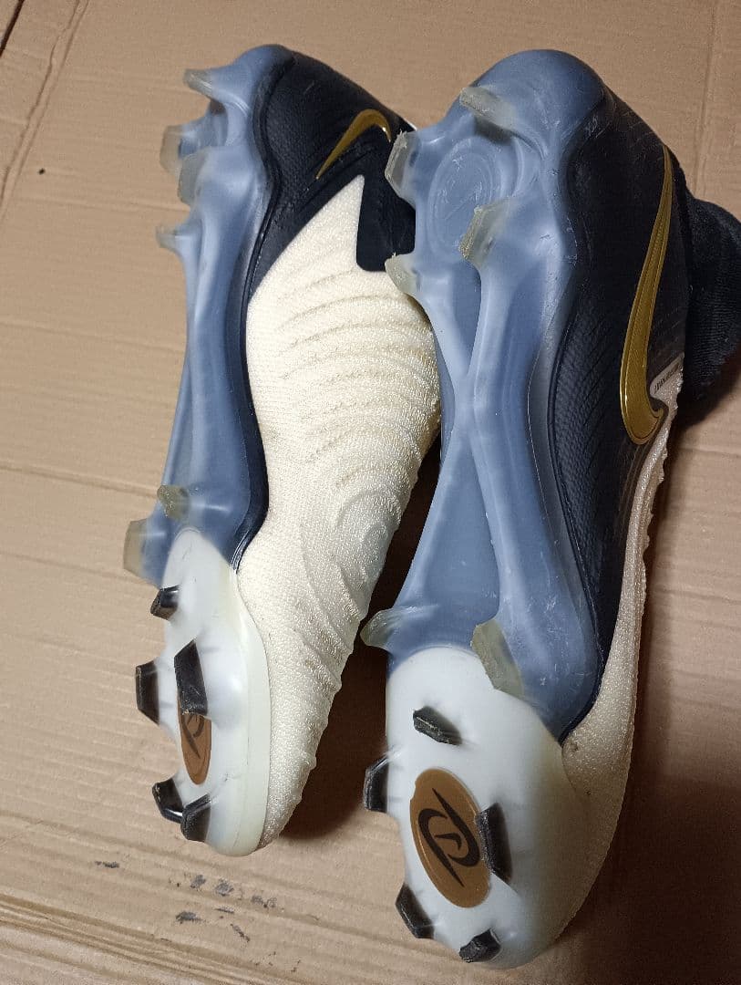 【値下げ交渉OK】NIKE PHANTOM LUNA2 エリートFG