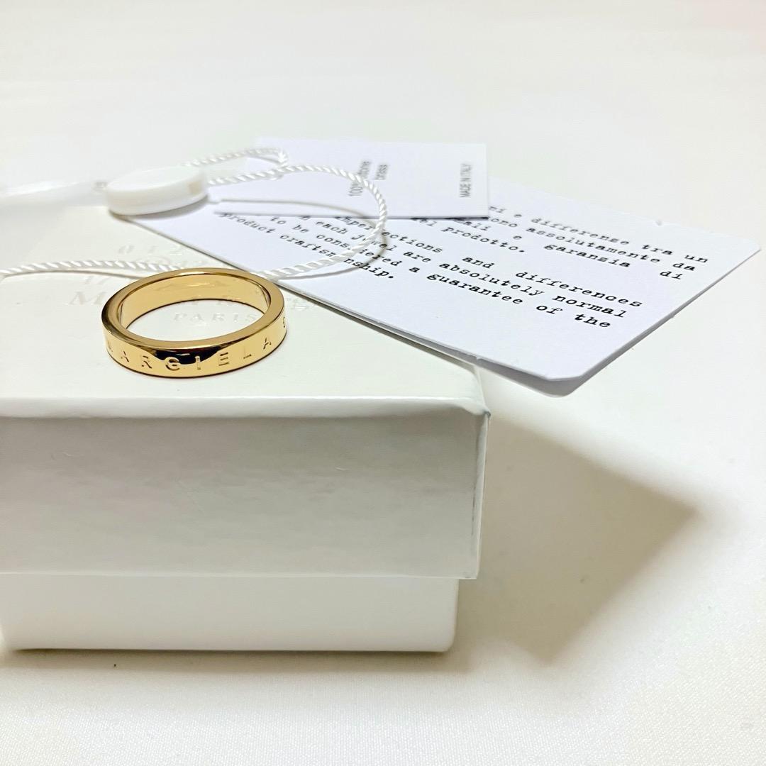 新品 5 マルジェラ MM6 23aw ブランドロゴリング 金 薄型 17193