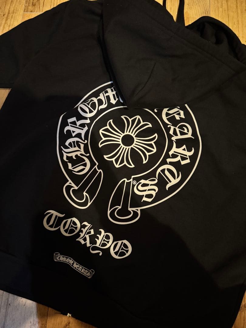【2025年購入美品】Chrome Hearts 東京限定 ジップパーカー