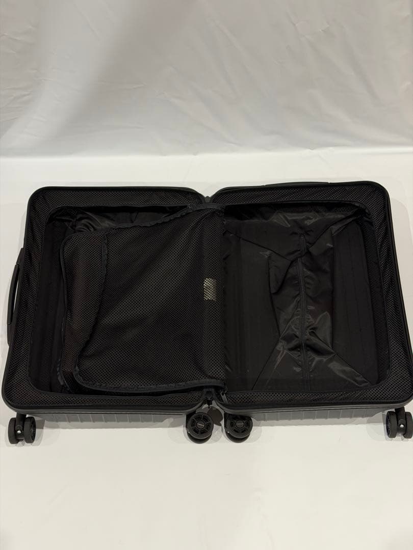 【希少・機内持込可】RIMOWA × PORSCHE コラボスーツケース艶消し黒