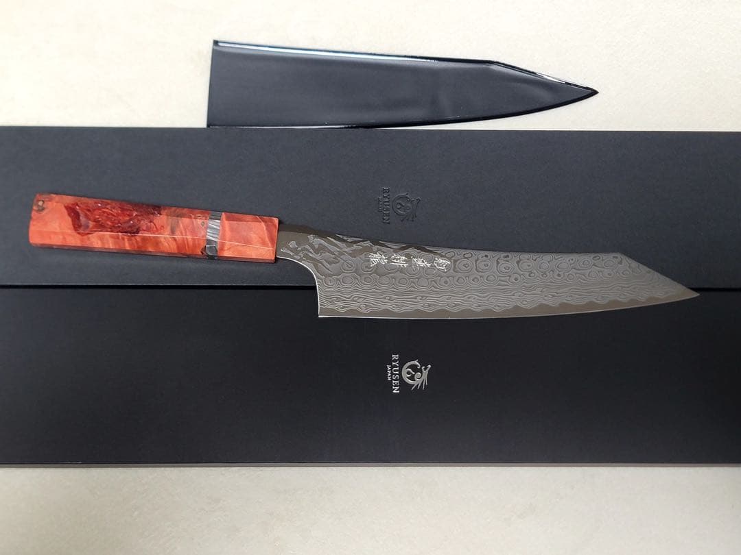 龍泉刃物　紅蓮緋龍 SPG Strix 牛刀　210