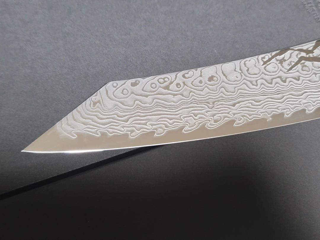 龍泉刃物　紅蓮緋龍 SPG Strix 牛刀　210