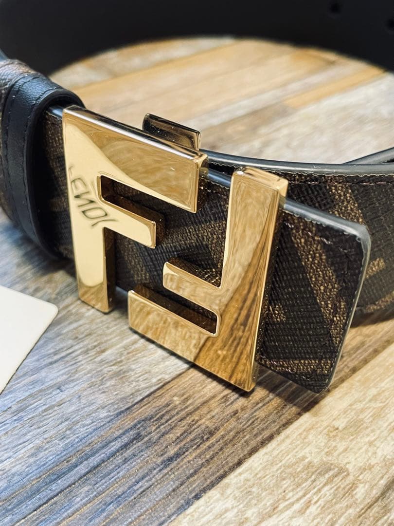 22ss「FENDI」FF Monogram✖Black Reversible