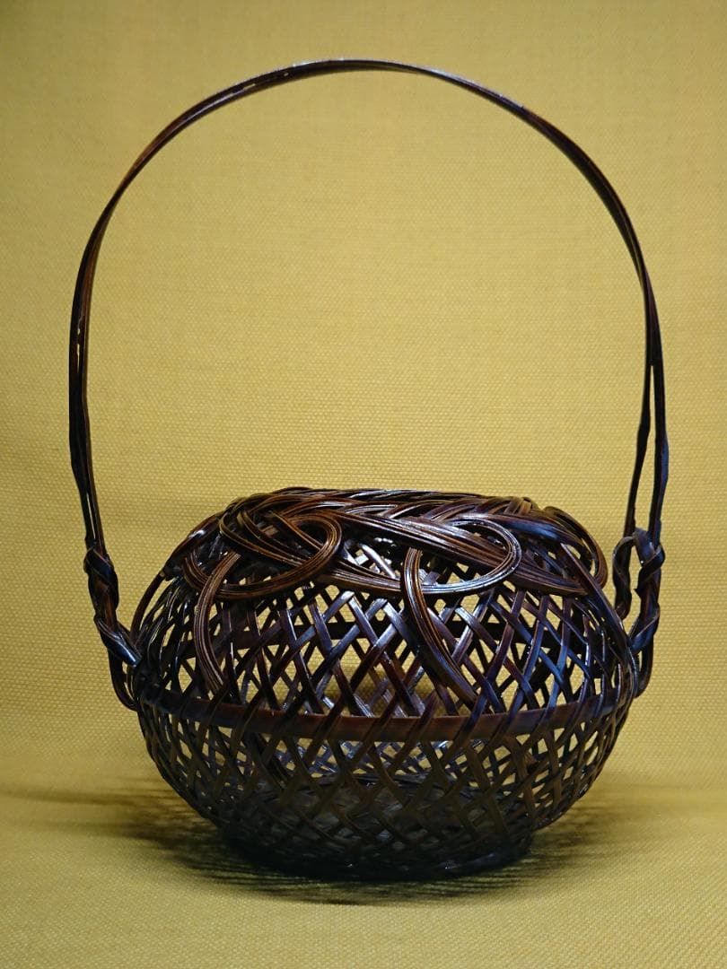 竹籠　花籠　花器　古竹細工　置物　インテリア　工芸品　美術品　A2545