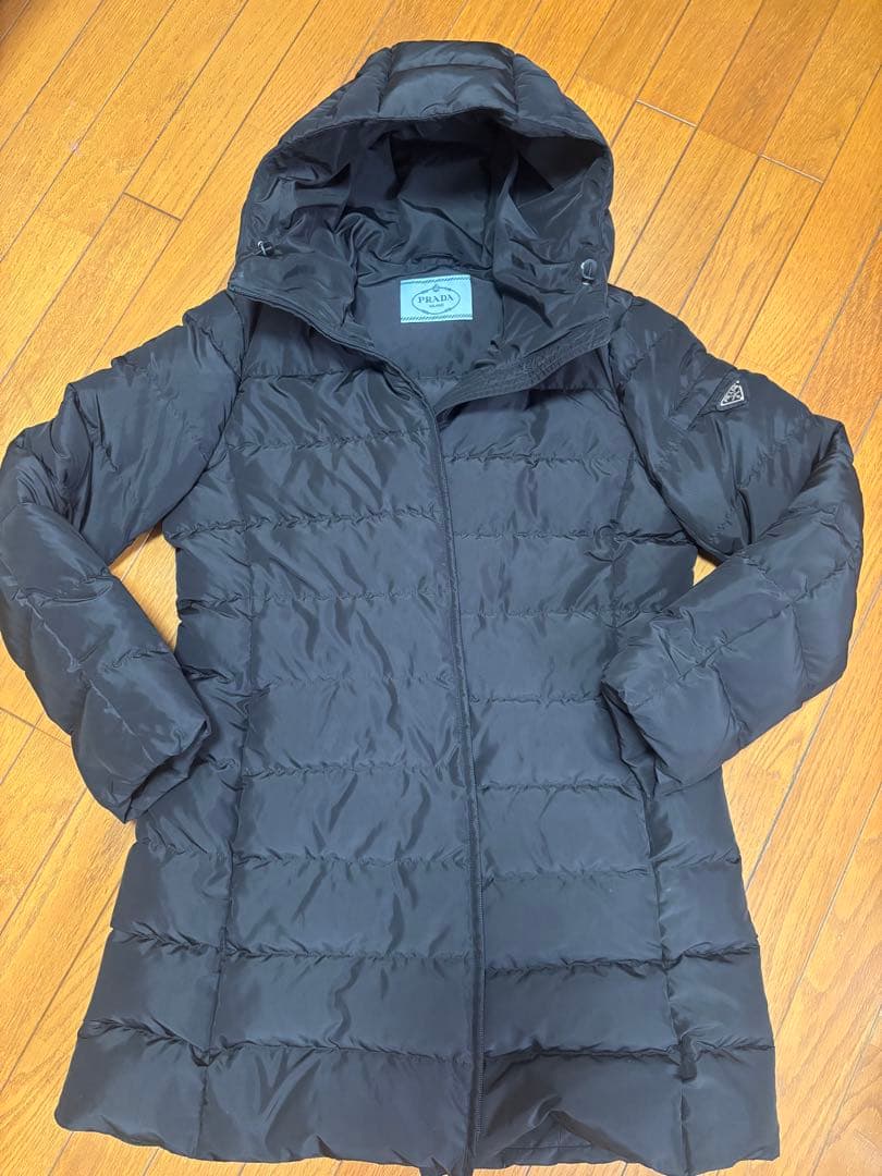 週末セール！プラダ　ブラックダウン　近年物　希少サイズ48 大きいサイズ