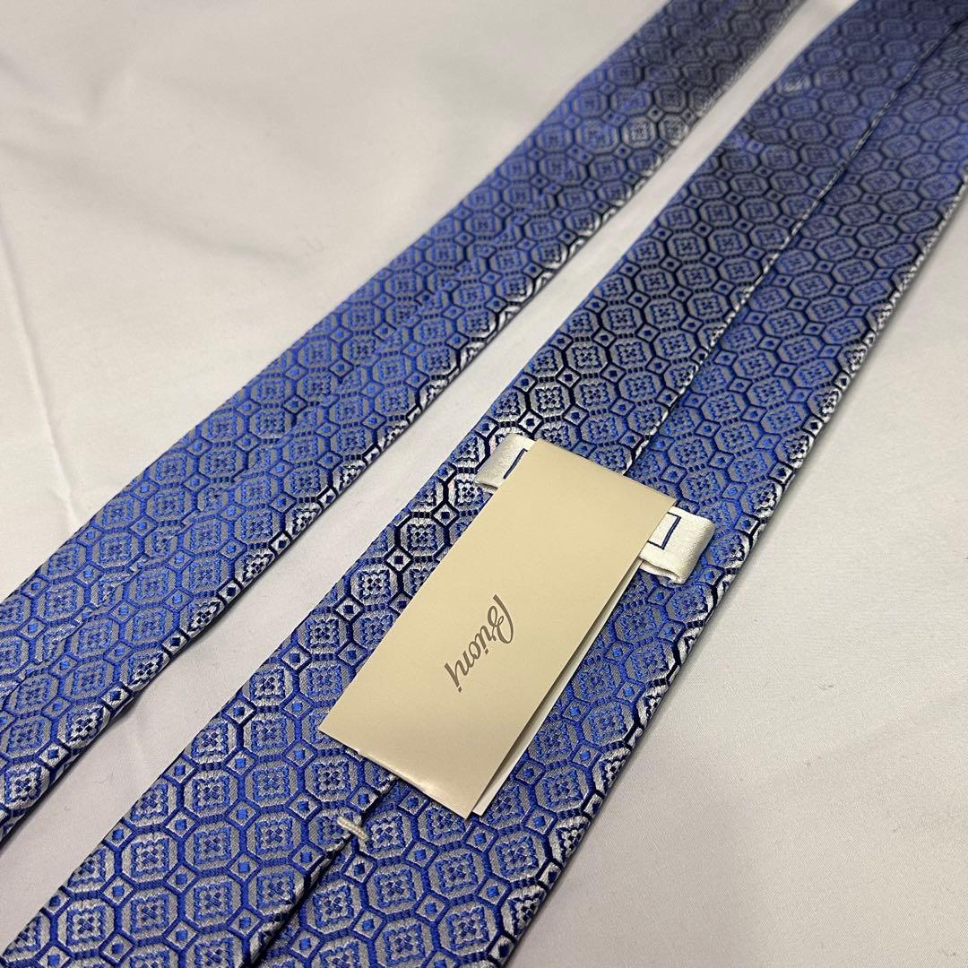 新品タグ付☆ブリオーニ☆ネクタイ☆ブルー☆シルバー☆パターン柄☆光沢☆682