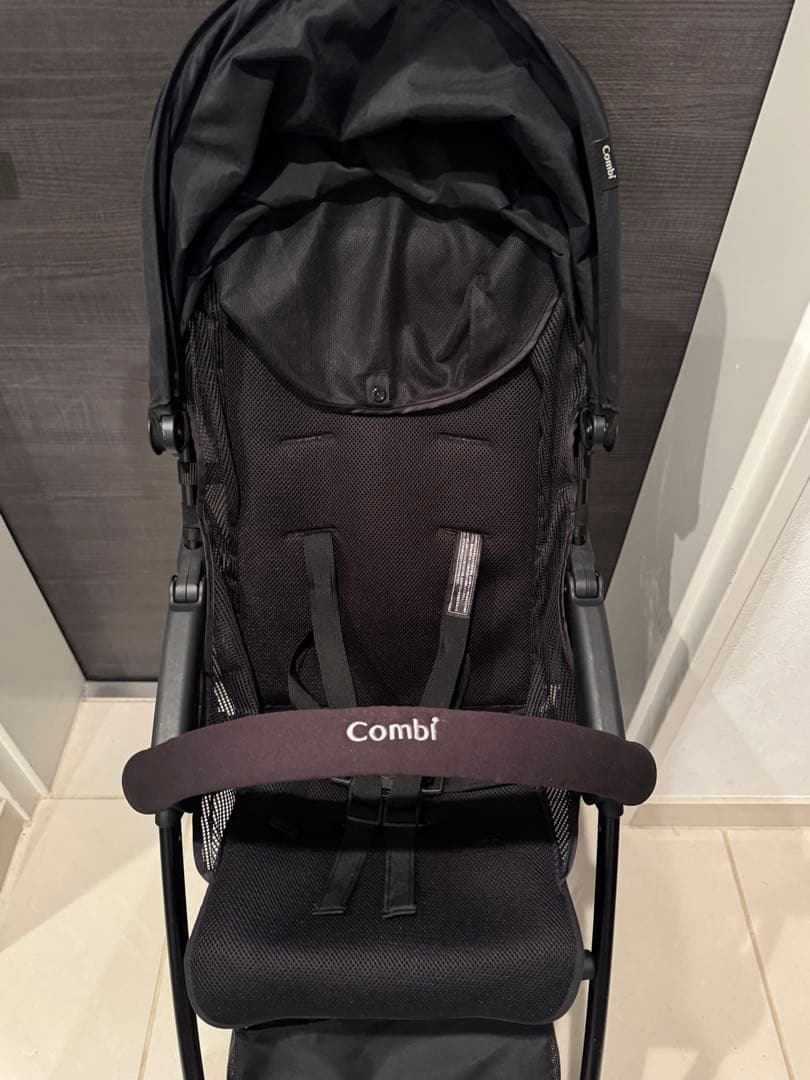 【美品】Combi ベビーカー Acbee plus AN ブラック