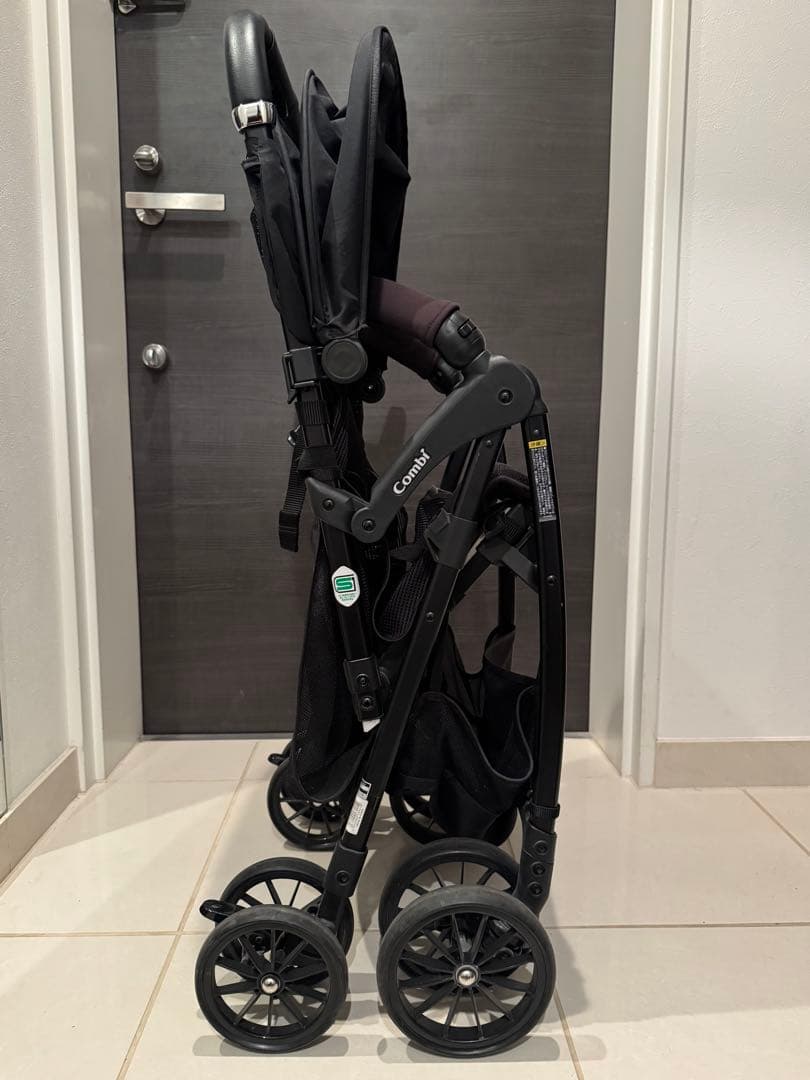 【美品】Combi ベビーカー Acbee plus AN ブラック