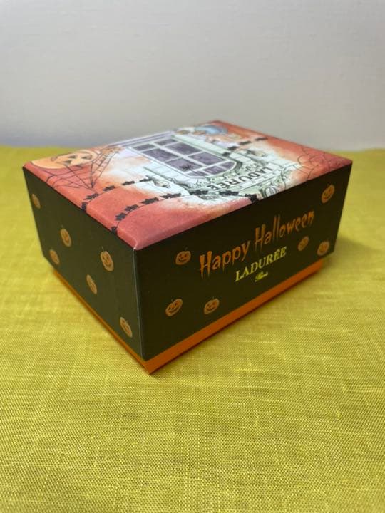 ラデュレ　マカロン空箱2個　ハロウィン限定パッケージ