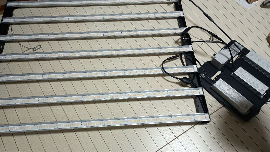 slim 650s grow light 植物育成灯