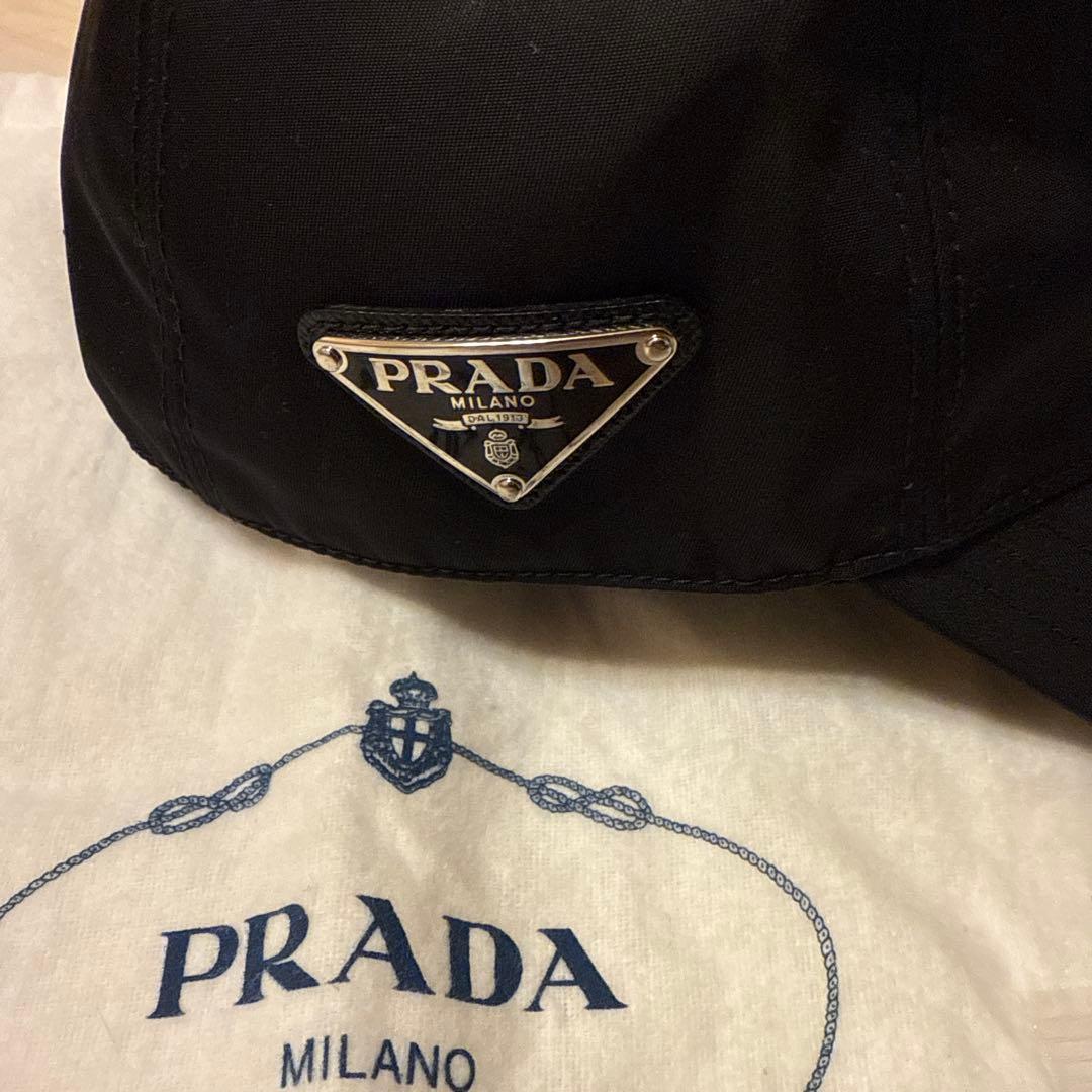 たまぴかプラダ　キャップ　Mサイズ　PRADA 美品