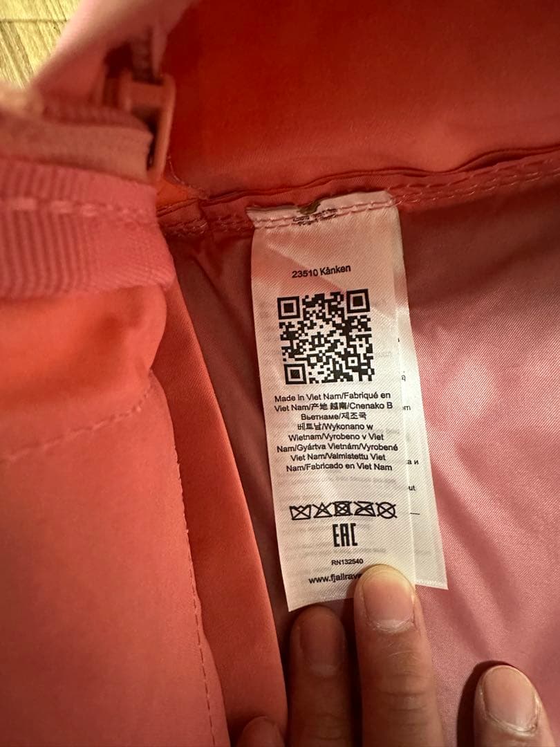 バッグ Fjallraven kanken pink