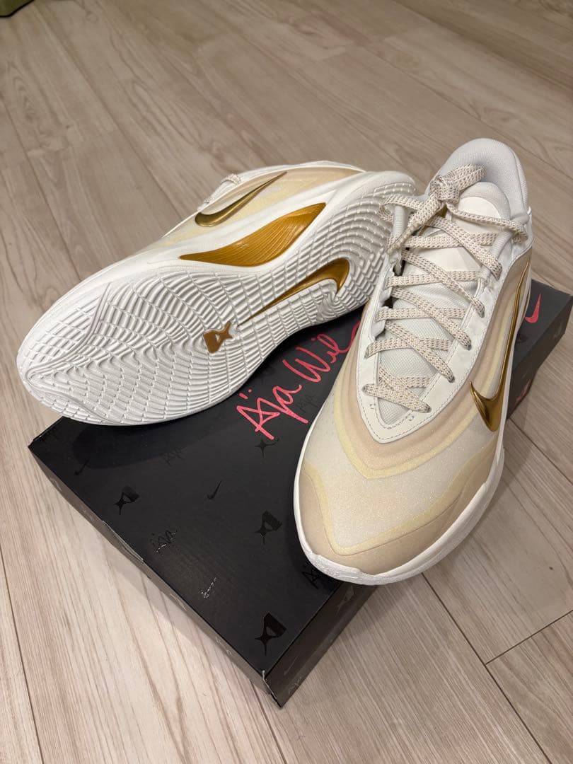 NIKE バッシュ A ONE EP(オフホワイト×ゴールド)