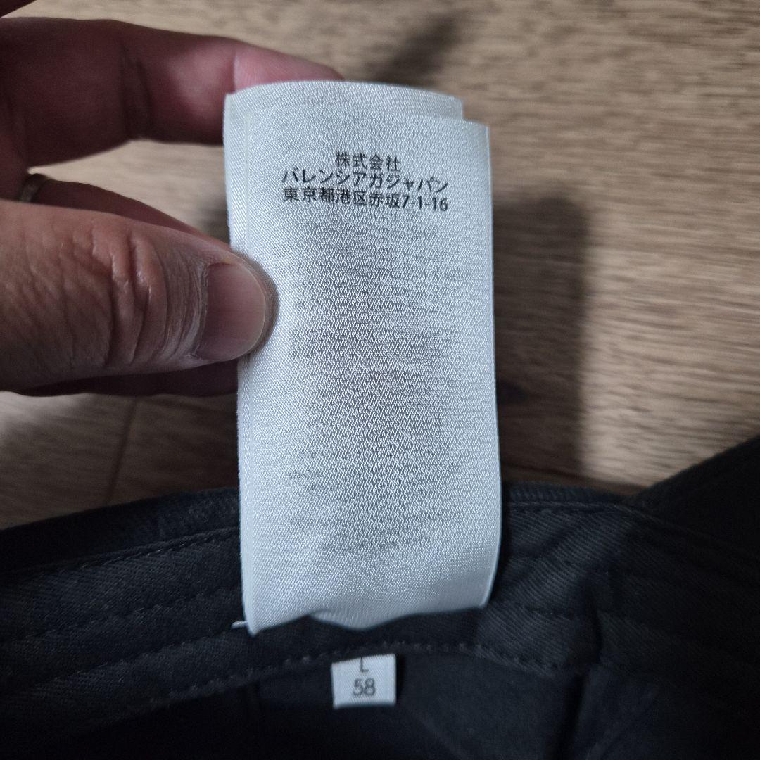 BALENCIAGA ベースボールキャップ 黒