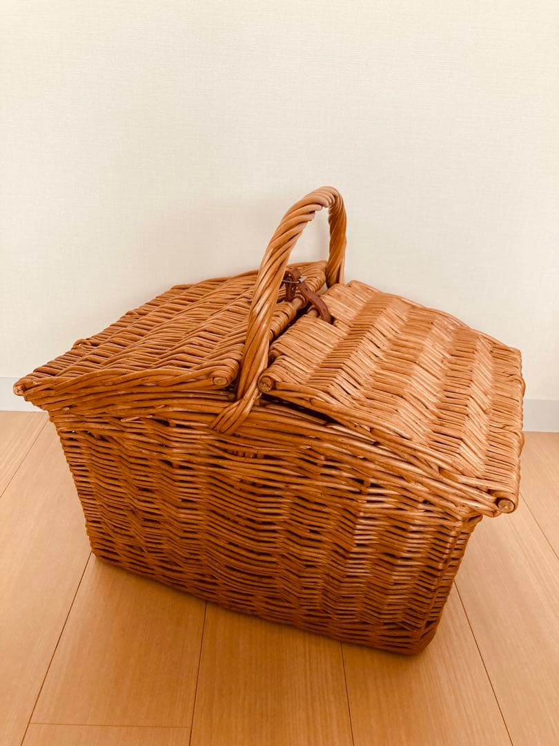 籐製 ピクニックバスケット　ヴィンテージ